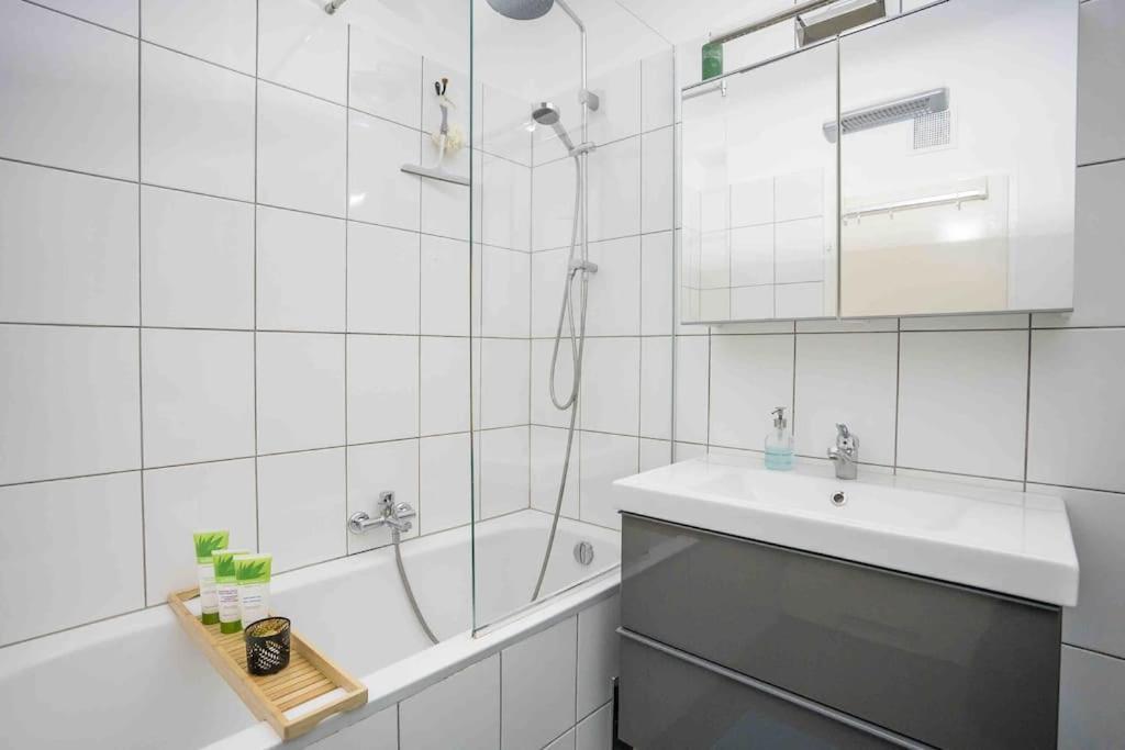 Cozy And Stylish Apartment Near Schoenbrunn Castle Wien Eksteriør bilde