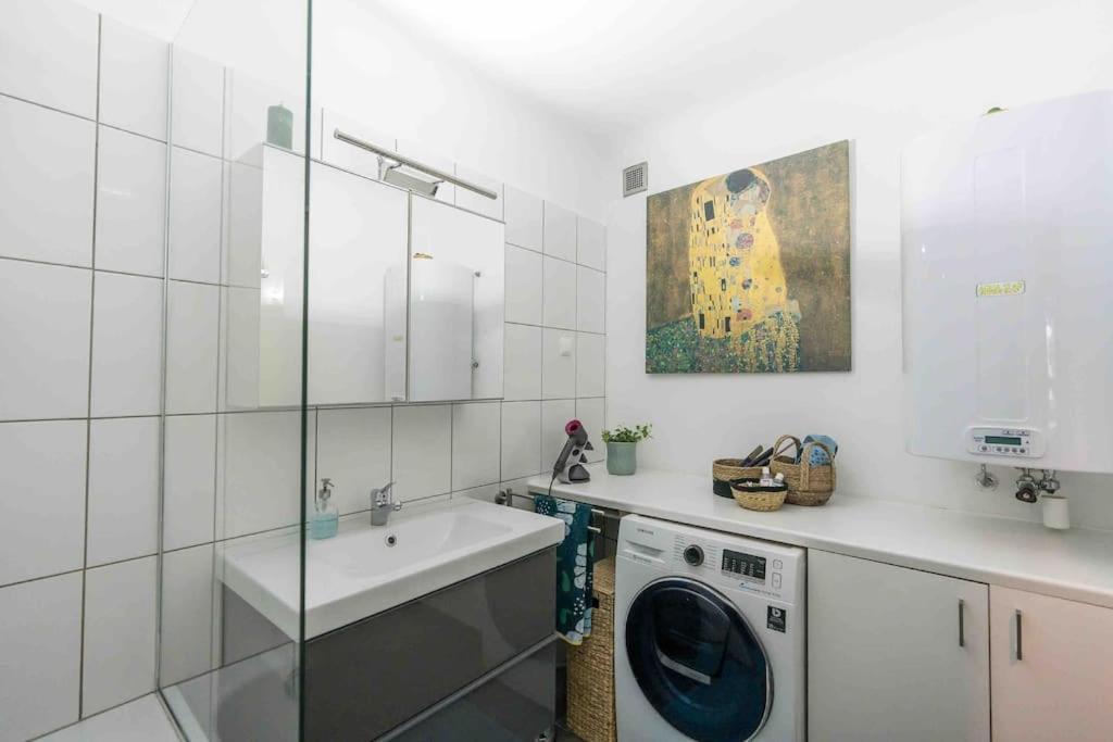 Cozy And Stylish Apartment Near Schoenbrunn Castle Wien Eksteriør bilde