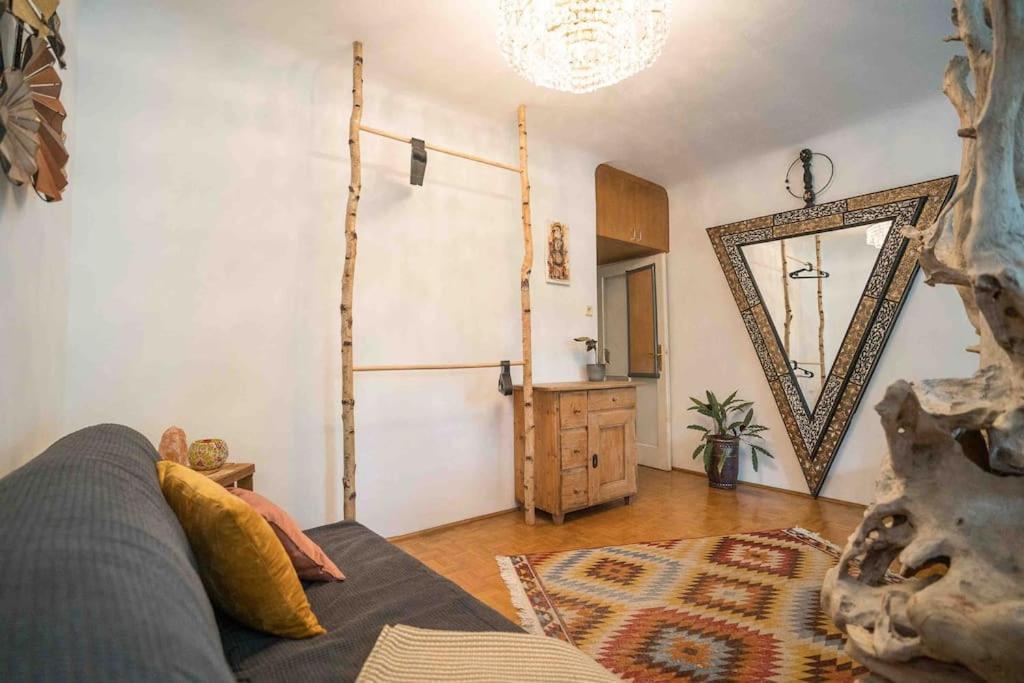 Cozy And Stylish Apartment Near Schoenbrunn Castle Wien Eksteriør bilde
